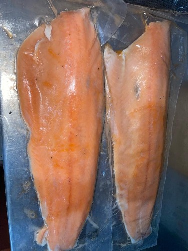 Lonja de salmón (con piel)